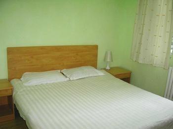 Juranzhijia Business Hotel Цзинань Экстерьер фото